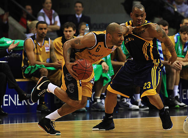 希门尼斯与 希门尼斯与